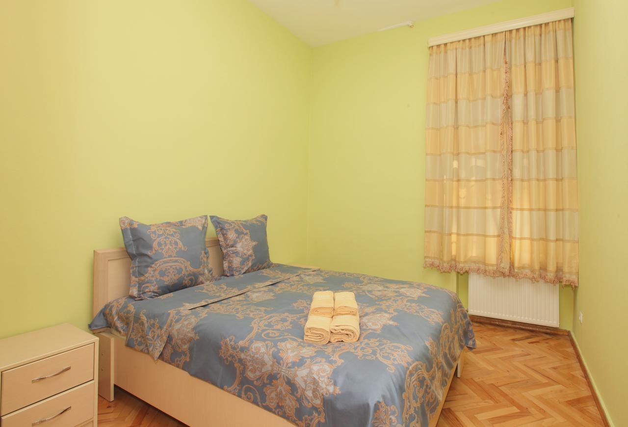 Apartment At Stalin House 트빌리시 외부 사진